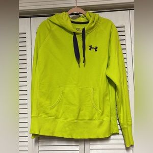 Womens thick UA Storm hoodie Sz.M
